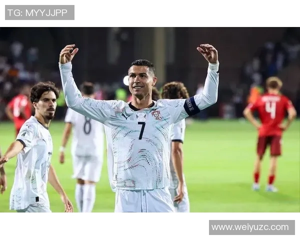 意甲联赛因新冠疫情暂停，无缘重开比赛引发球迷热议